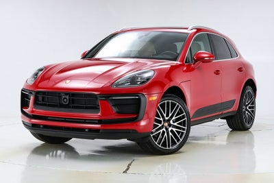 2025 Porsche Macan Base