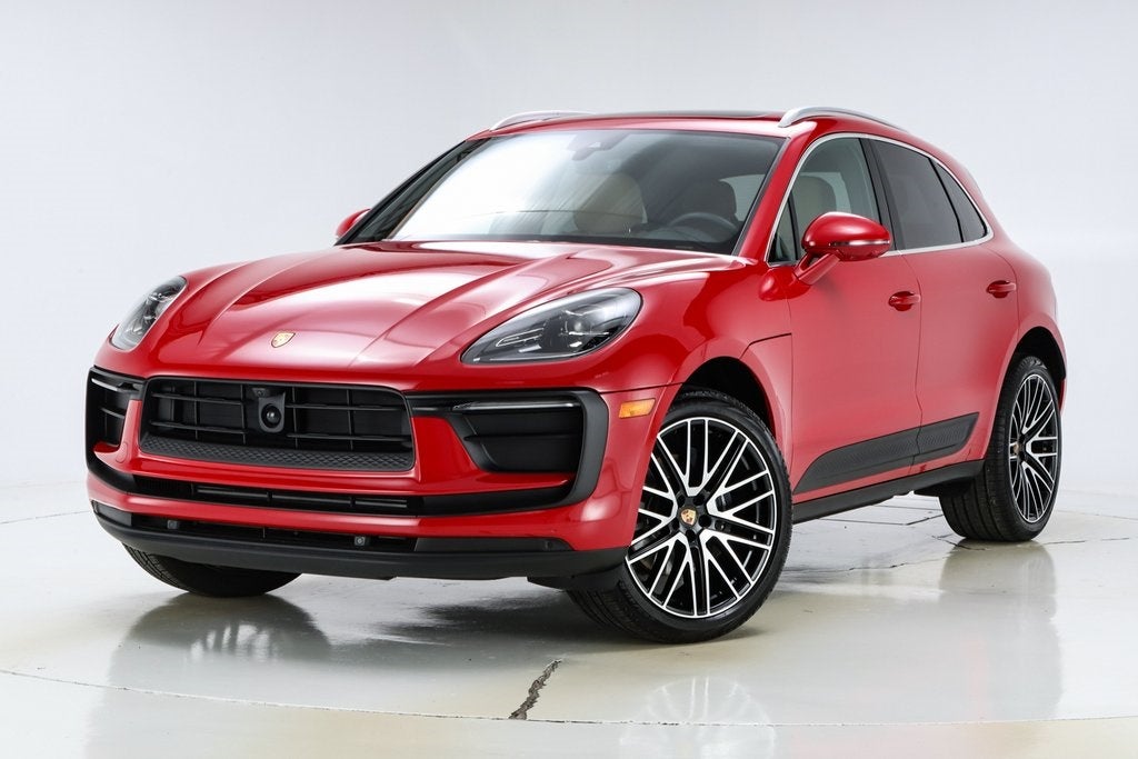 2025 Porsche Macan Base