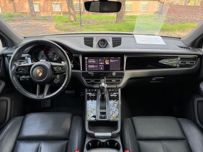 2023 Porsche Macan T