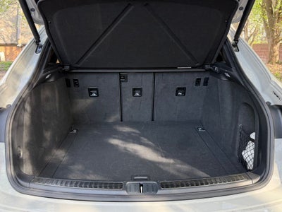 2023 Porsche Macan T