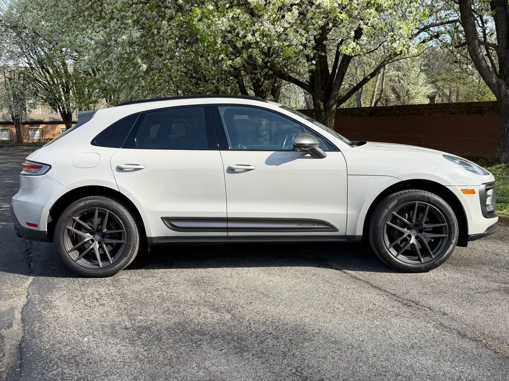2023 Porsche Macan T