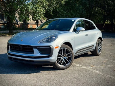 2023 Porsche Macan T