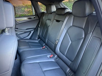 2023 Porsche Macan T