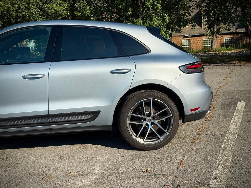 2023 Porsche Macan T