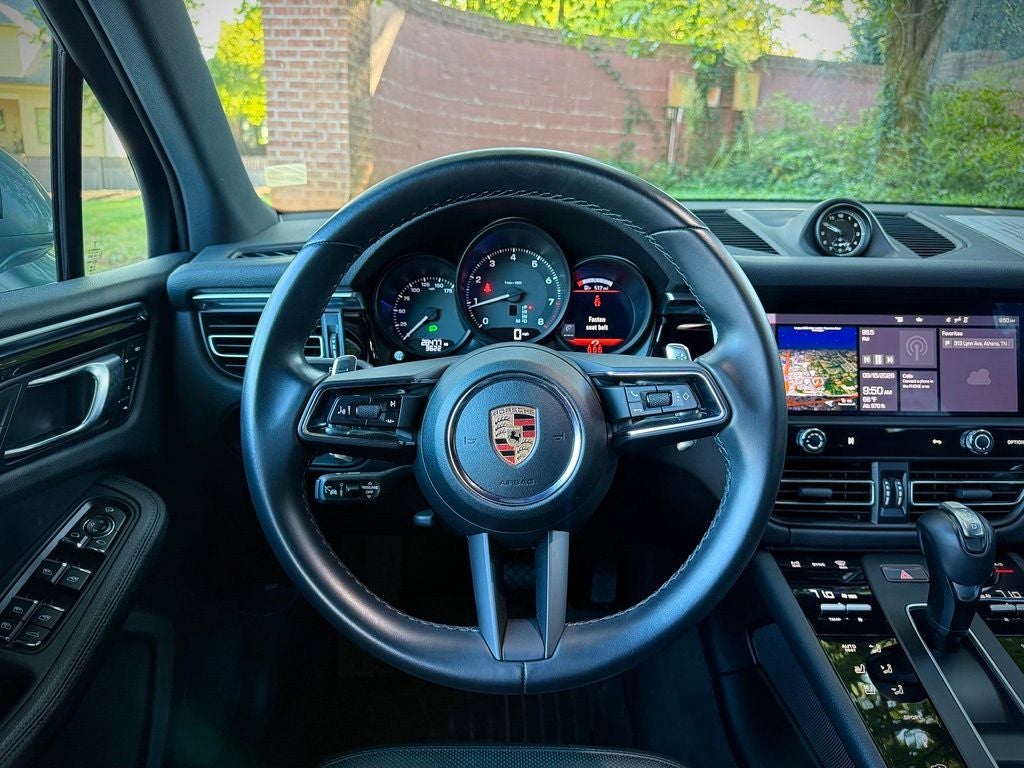 2023 Porsche Macan T
