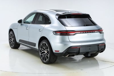 2025 Porsche Macan Base
