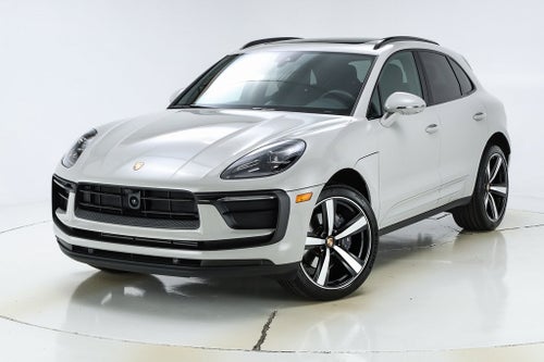 2025 Porsche Macan Base