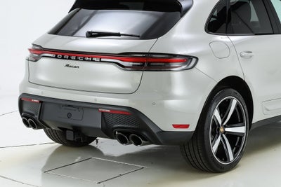 2025 Porsche Macan Base