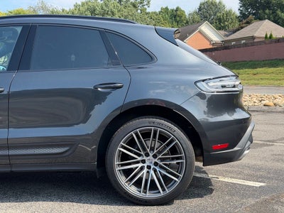 2026 Porsche Macan Base