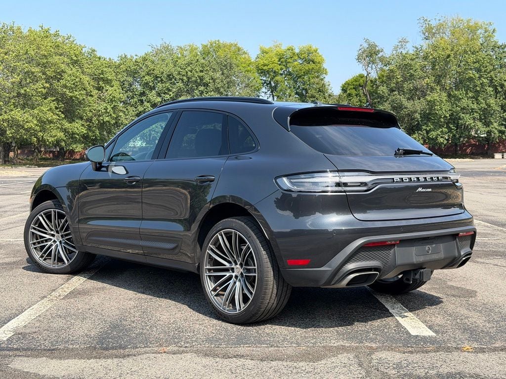 2026 Porsche Macan Base
