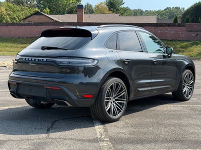 2026 Porsche Macan Base