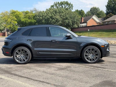 2026 Porsche Macan Base