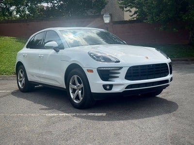 2017 Porsche Macan Base