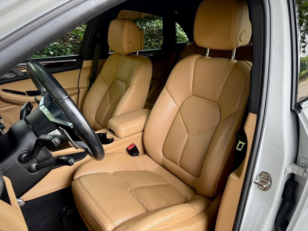 2017 Porsche Macan Base