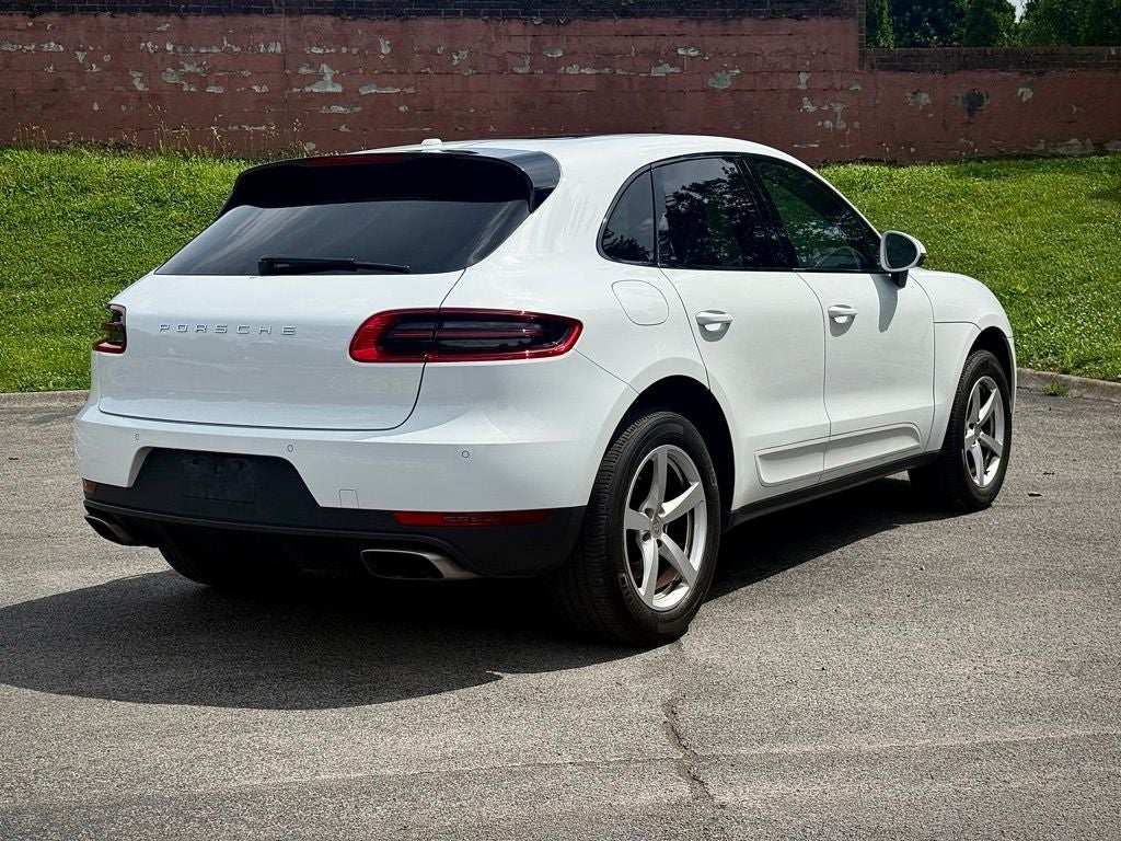 2017 Porsche Macan Base