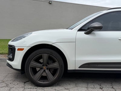2023 Porsche Macan T