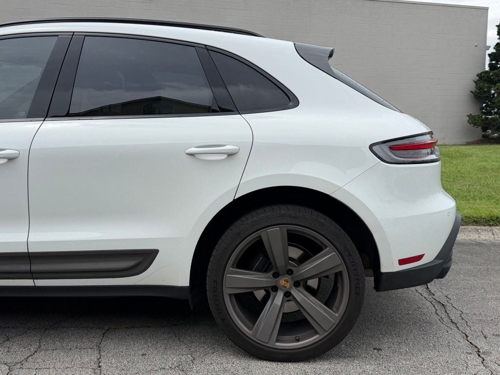 2023 Porsche Macan T