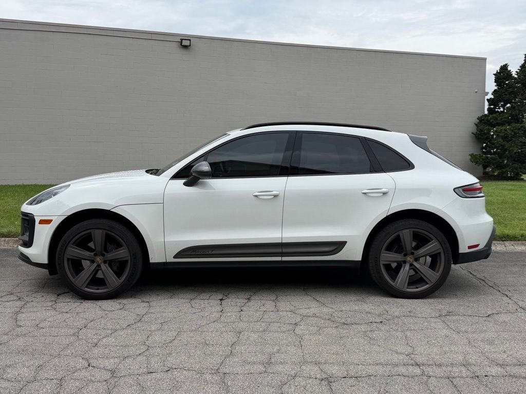 2023 Porsche Macan T