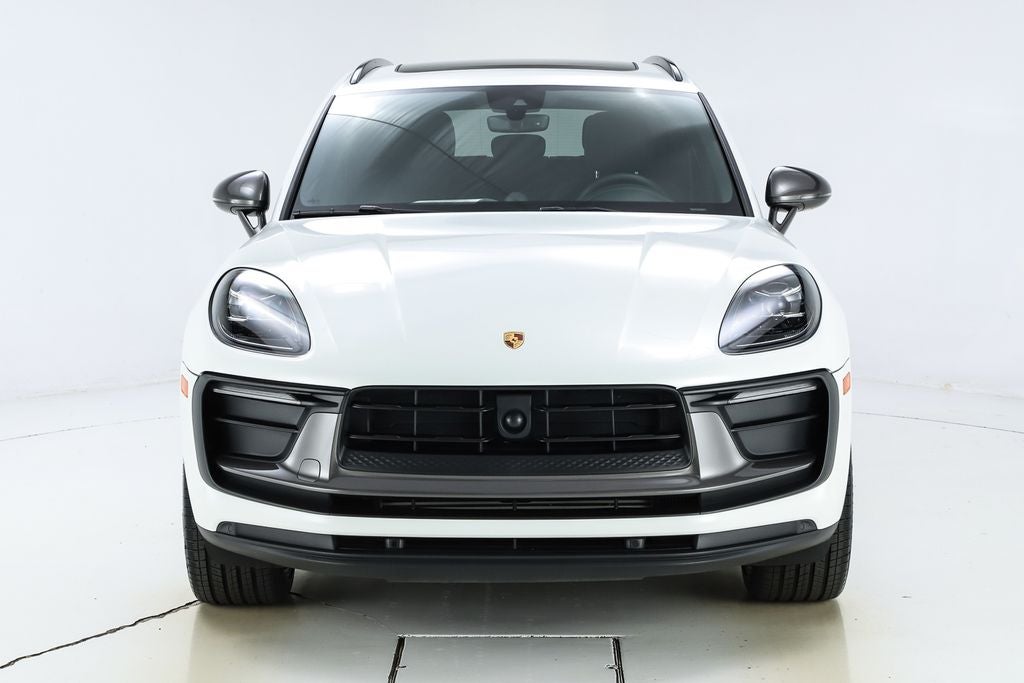 2023 Porsche Macan T