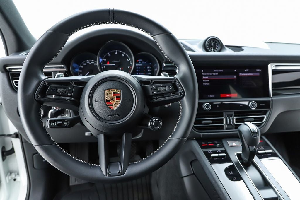 2023 Porsche Macan T