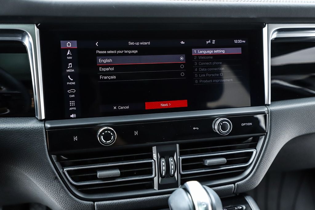 2023 Porsche Macan T