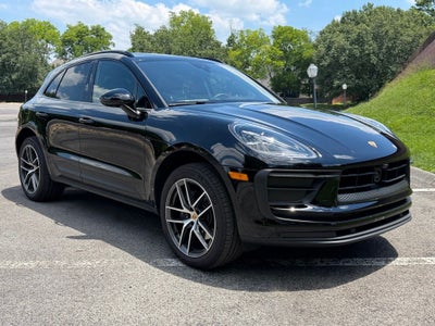 2026 Porsche Macan Base
