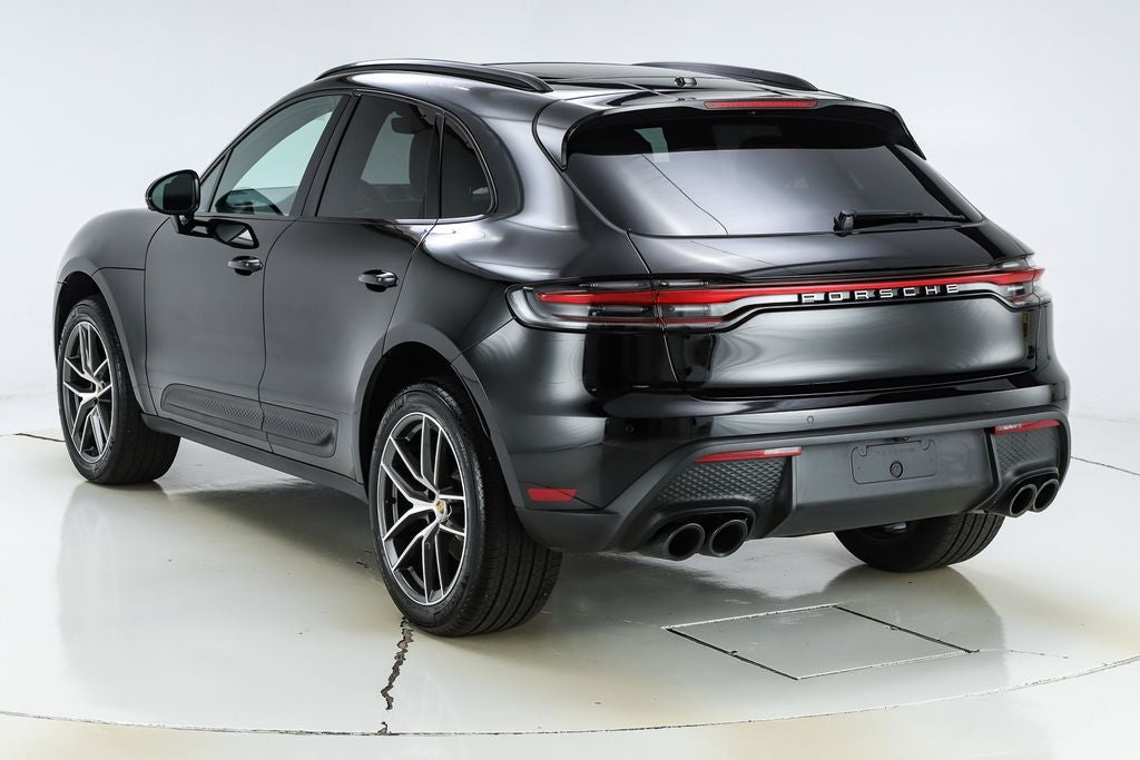 2026 Porsche Macan Base