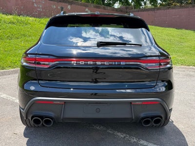 2026 Porsche Macan Base