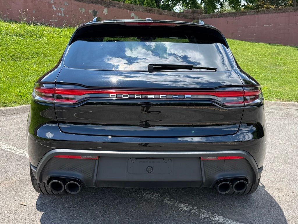 2026 Porsche Macan Base