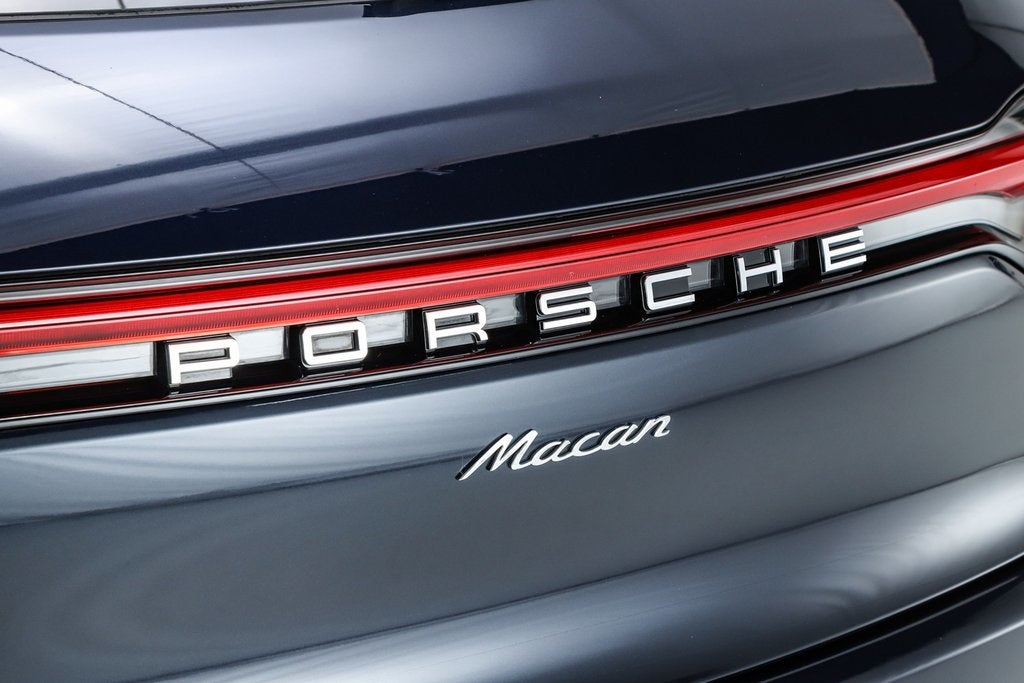 2020 Porsche Macan Base