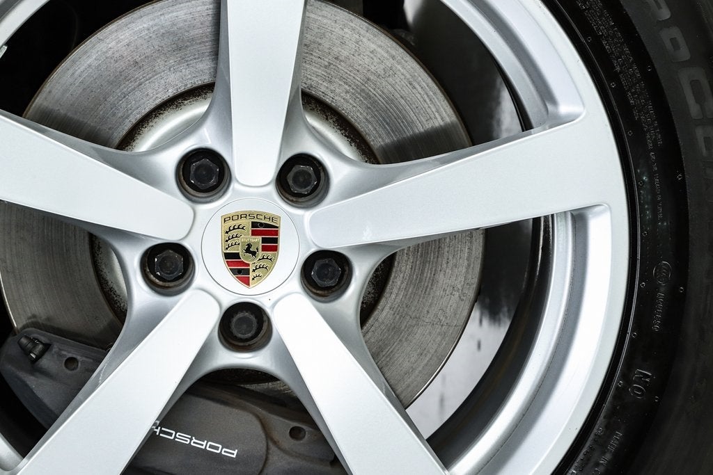 2020 Porsche Macan Base