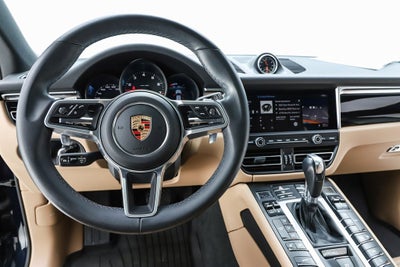 2020 Porsche Macan Base