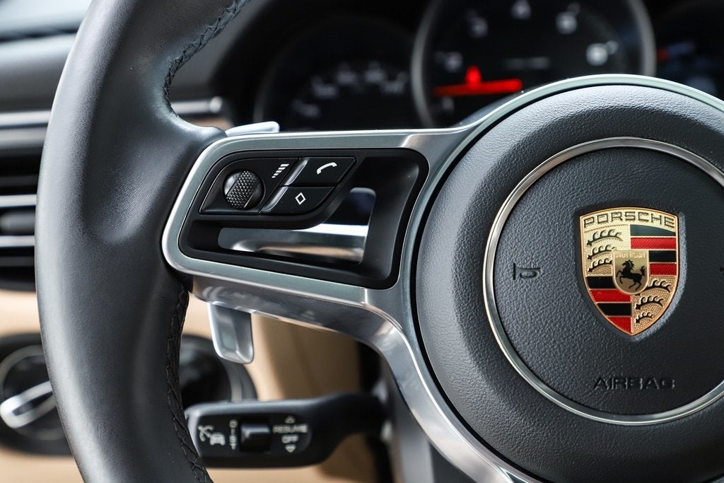 2020 Porsche Macan Base