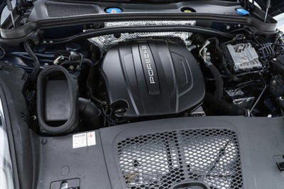 2020 Porsche Macan Base