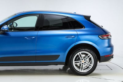 2021 Porsche Macan Base
