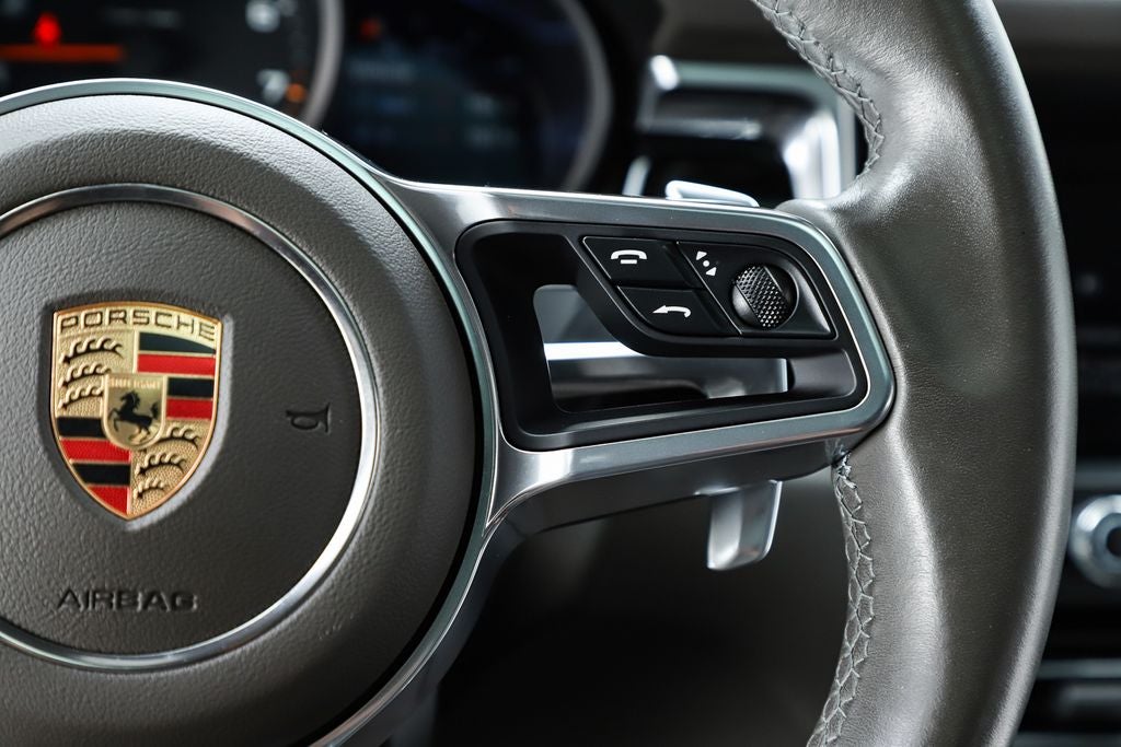 2021 Porsche Macan Base