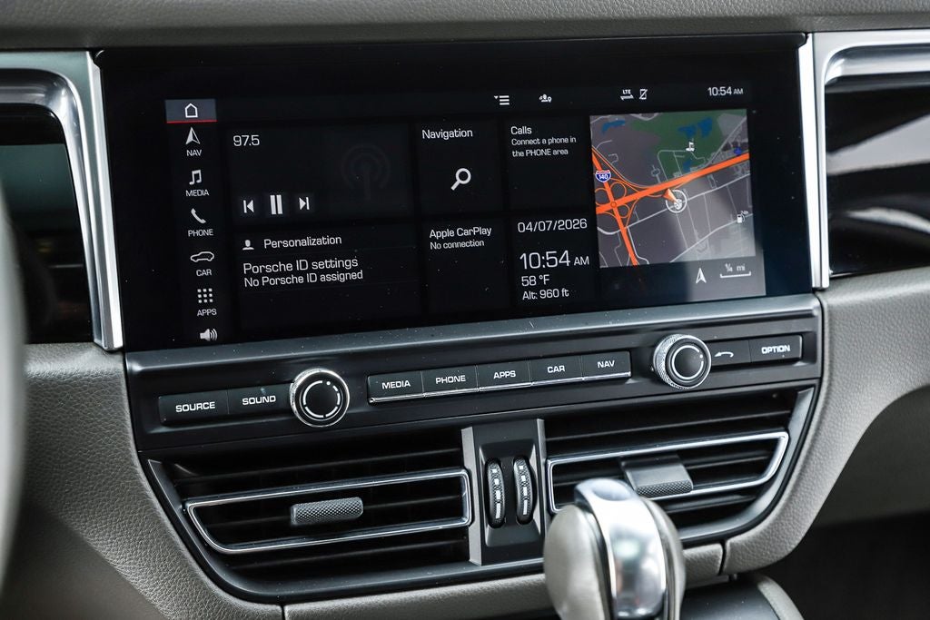 2021 Porsche Macan Base