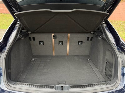 2022 Porsche Macan Base