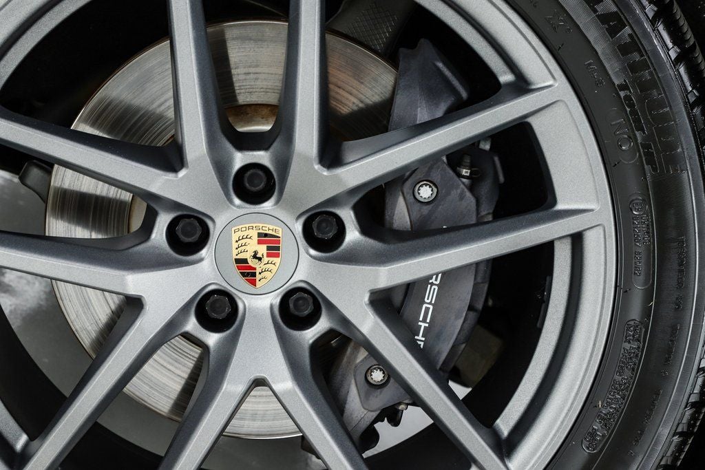 2022 Porsche Macan Base