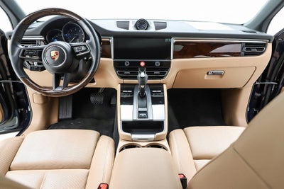 2022 Porsche Macan Base