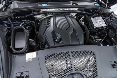 2022 Porsche Macan Base