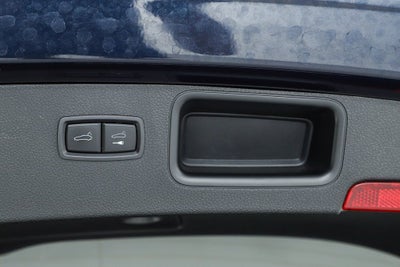 2022 Porsche Macan Base