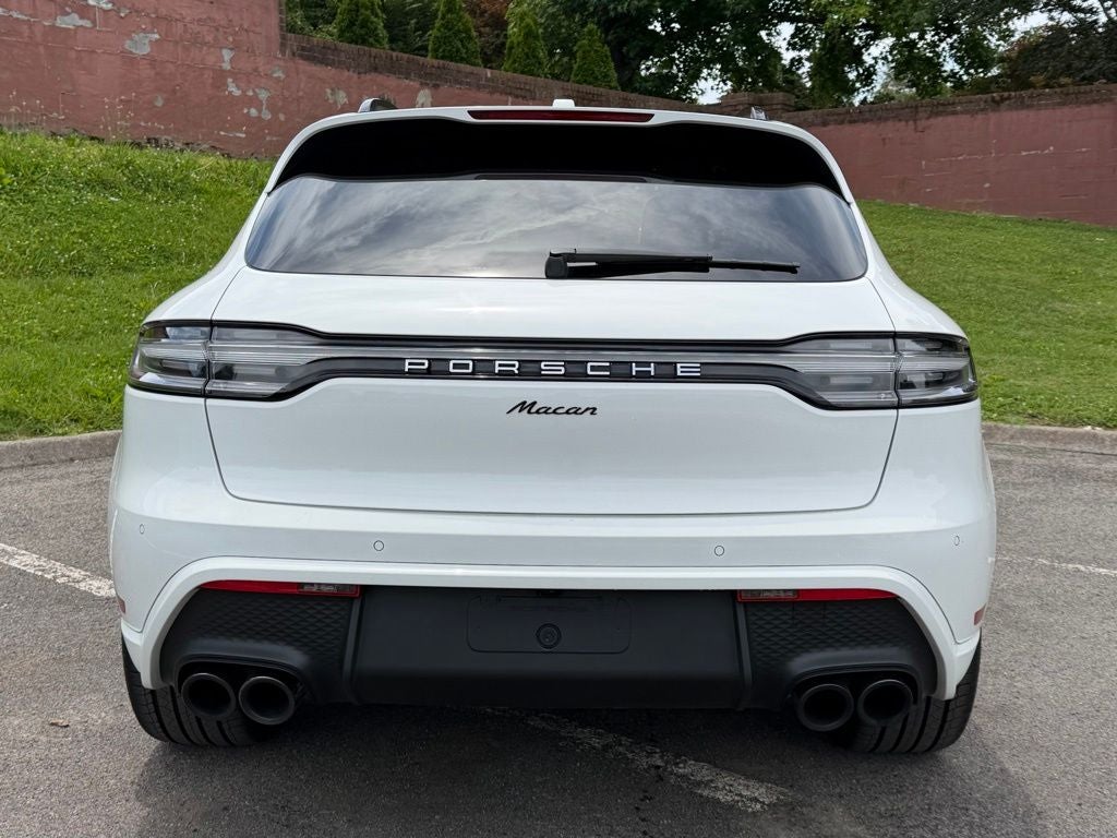 2023 Porsche Macan Base