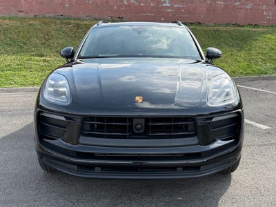 2023 Porsche Macan Base