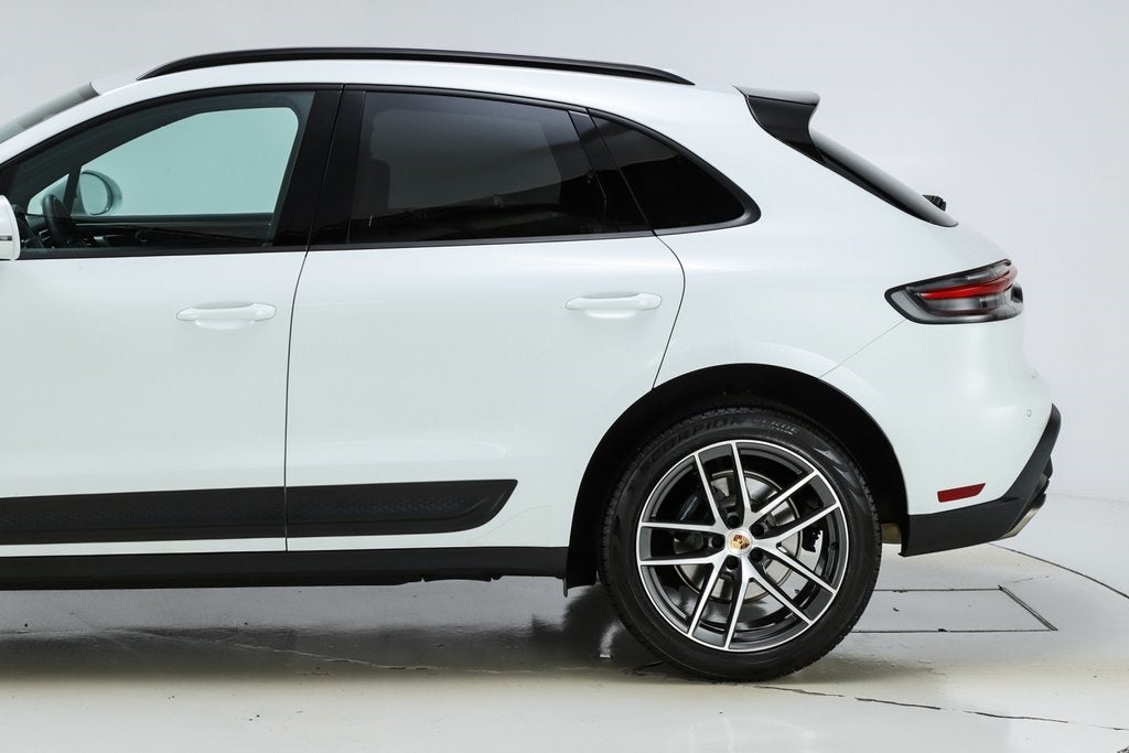 2023 Porsche Macan Base