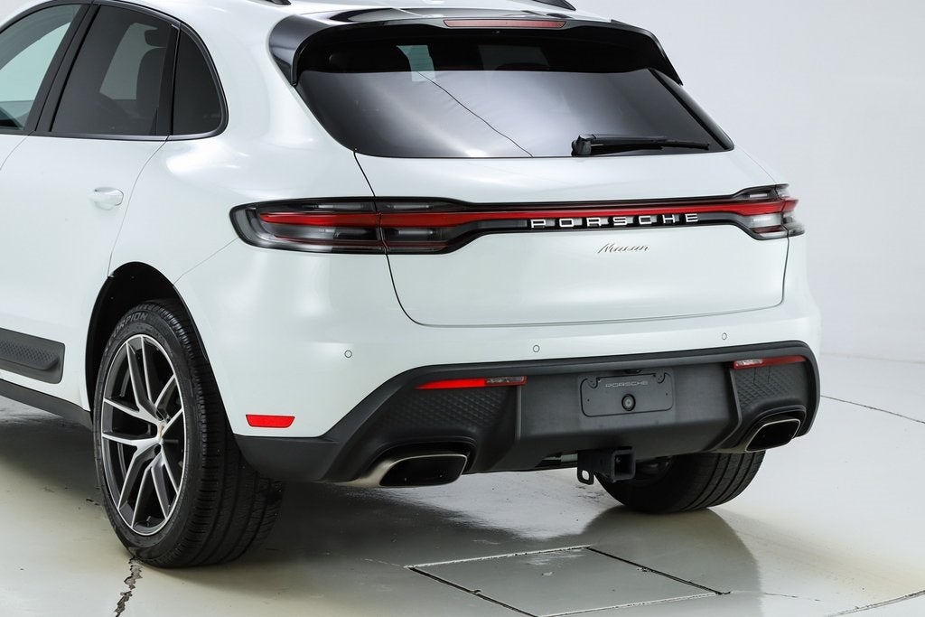 2023 Porsche Macan Base