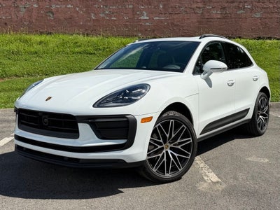 2026 Porsche Macan Base
