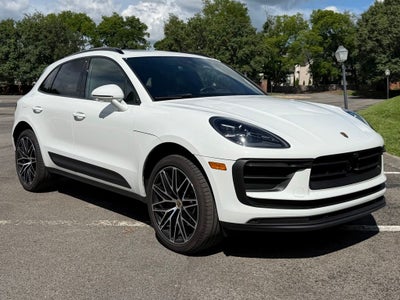 2026 Porsche Macan Base