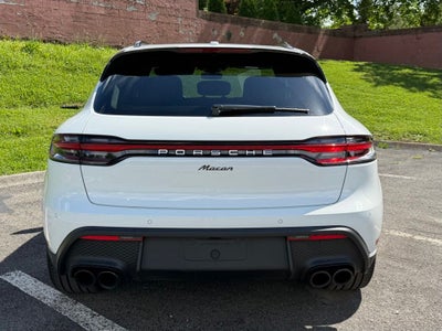 2026 Porsche Macan Base