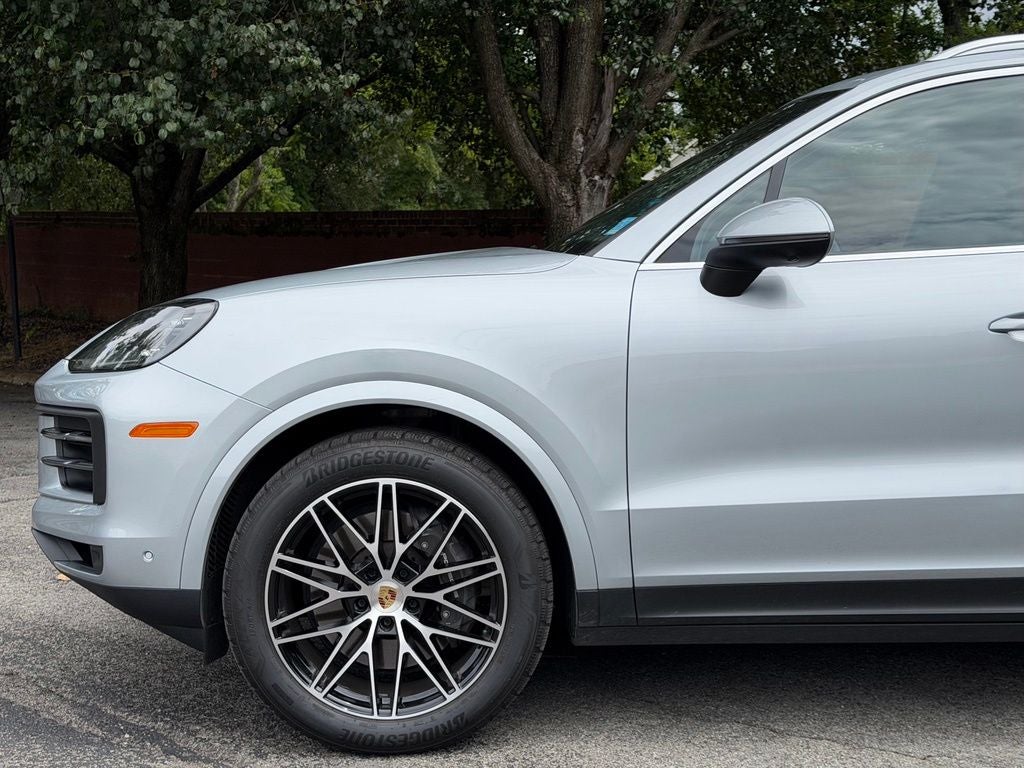 2024 Porsche Cayenne Base